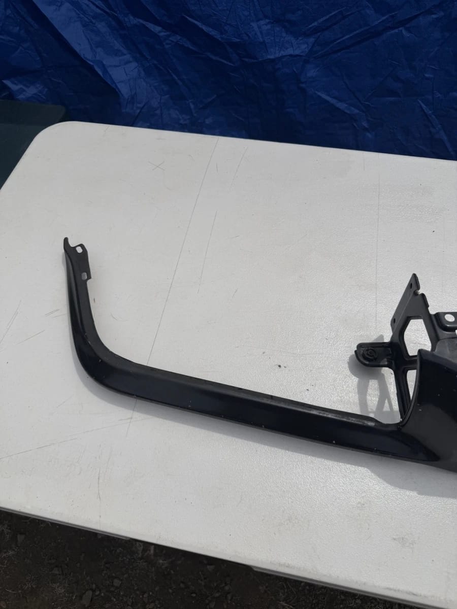 1996 BMW M3 Front Nose Panel Grille Support OEM