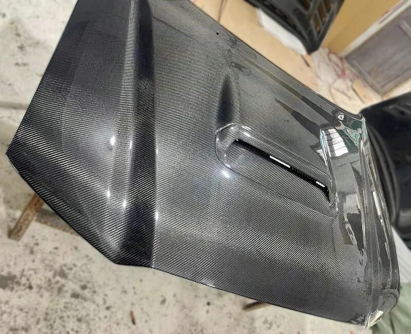 Toyota Tacoma TR Style Carbon Fiber Vented Hood Bonnet with Hood Scoop
